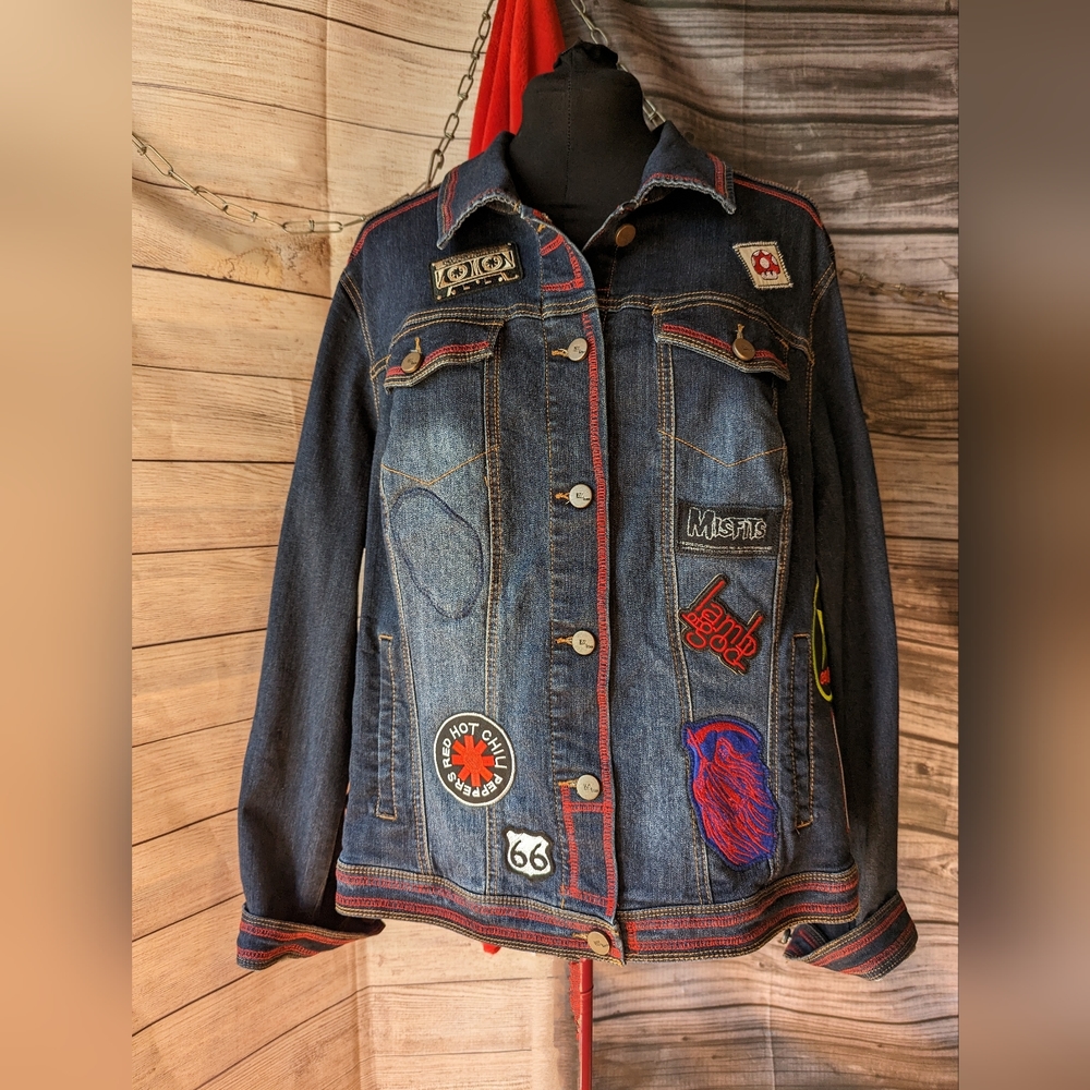 Rocker Jean ๐ค Jacket - Picture 6 of 17